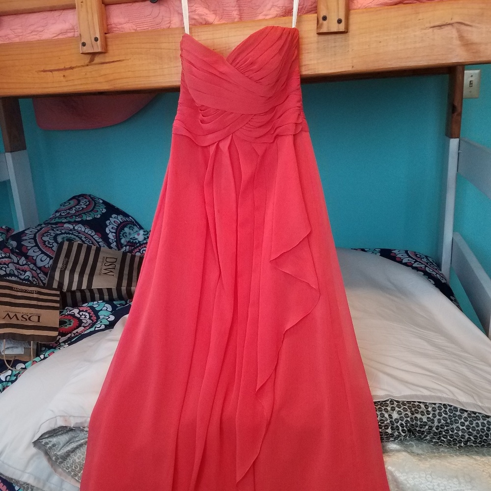 Dress - Picture 3 of 5